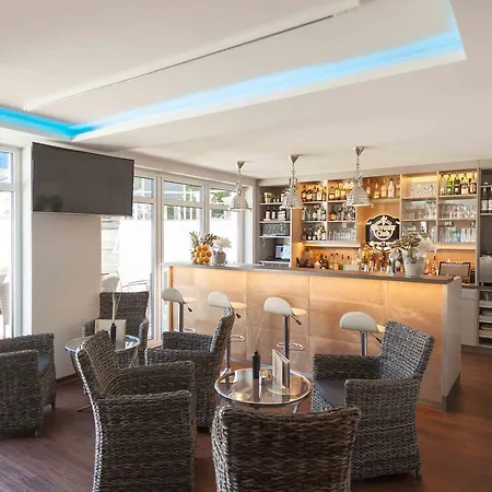 Ostseehotel Warnemuende Готель 4*